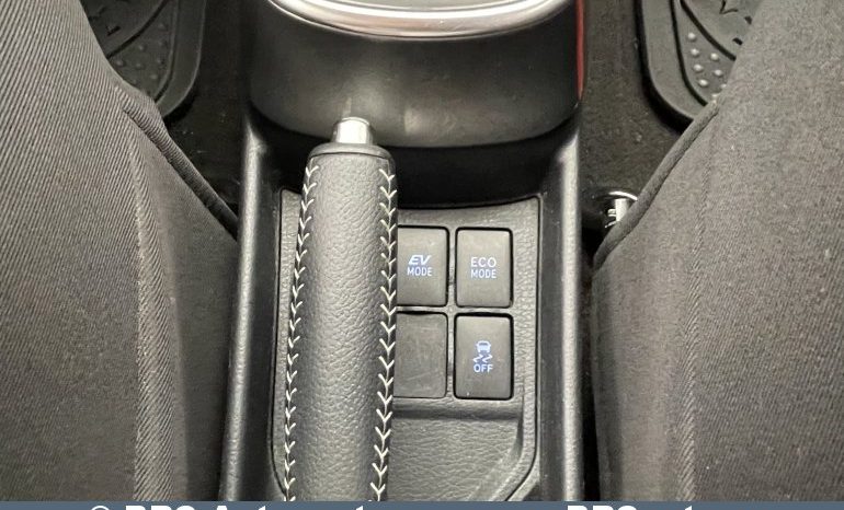 Toyota Yaris 1.5 Hybrid Automatas 2014 full