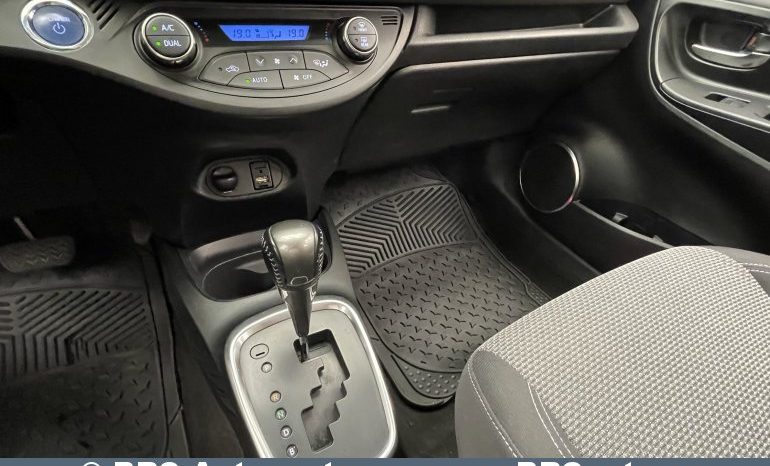 Toyota Yaris 1.5 Hybrid Automatas 2014 full