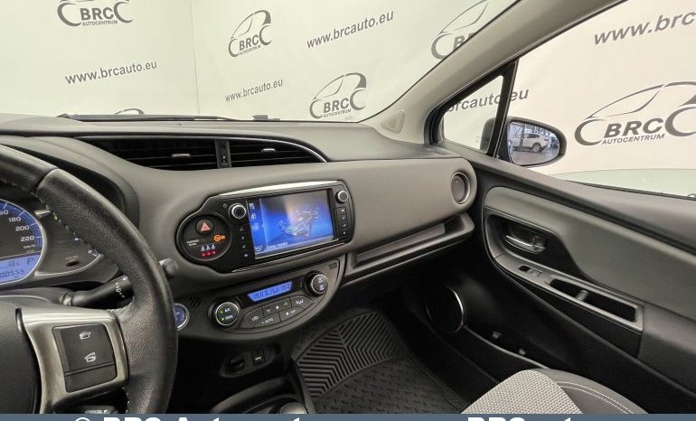 Toyota Yaris 1.5 Hybrid Automatas 2014 full