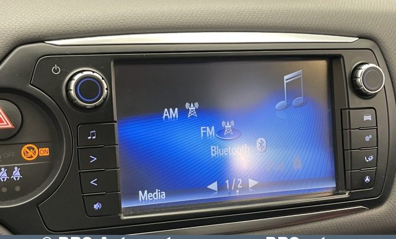 Toyota Yaris 1.5 Hybrid Automatas 2014 full
