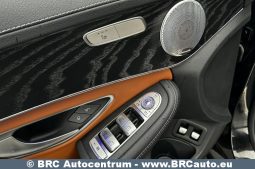 Mercedes-Benz C 300 e Plug-In Hybrid Automatas 2020 full
