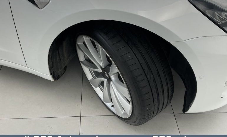 Tesla Model 3 55 kWh Automatas 2019 full