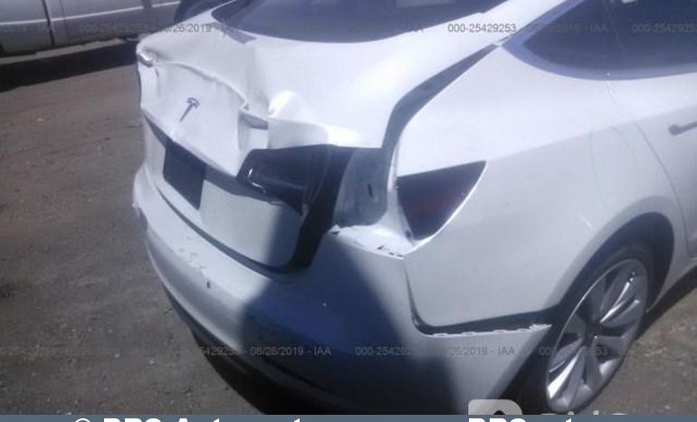Tesla Model 3 55 kWh Automatas 2019 full