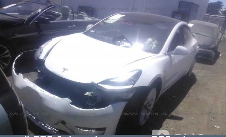 Tesla Model 3 55 kWh Automatas 2019 full