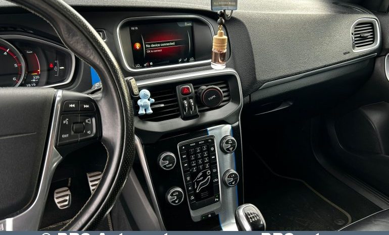 Volvo V40 2.0 D2 R-Design 2015 full