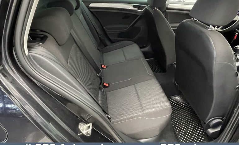 Volkswagen Golf 1.6 TDI 2017 full