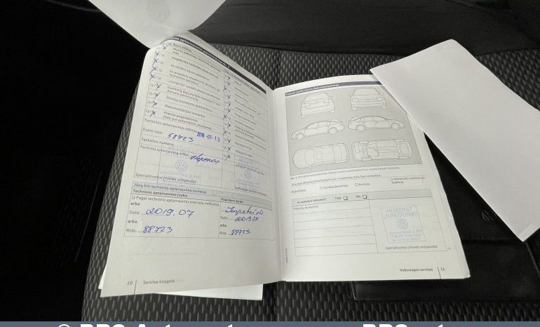 Volkswagen Golf 1.6 TDI 2017 full