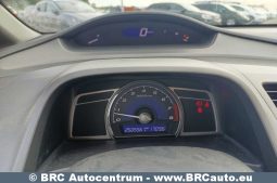 Honda Civic 1.8i Sedan 2006 full