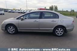Honda Civic 1.8i Sedan 2006 full