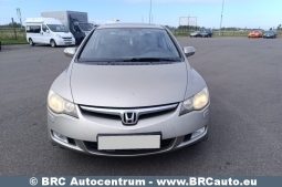 Honda Civic 1.8i Sedan 2006 full
