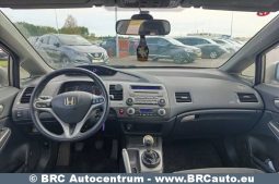 Honda Civic 1.8i Sedan 2006 full