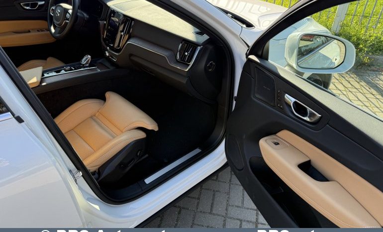 Volvo XC 60 2.0 B5 Mild-Hybrid Automatas 2023 full