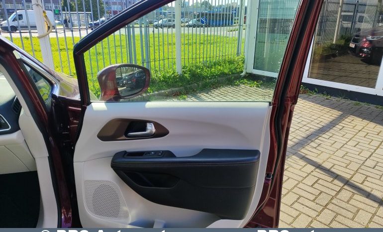 Chrysler Pacifica 3.6 V6 Automatas 2017 full