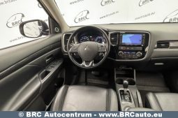 Mitsubishi Outlander 2.0 4WD CVT Automatas 2016 full
