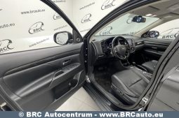 Mitsubishi Outlander 2.0 4WD CVT Automatas 2016 full