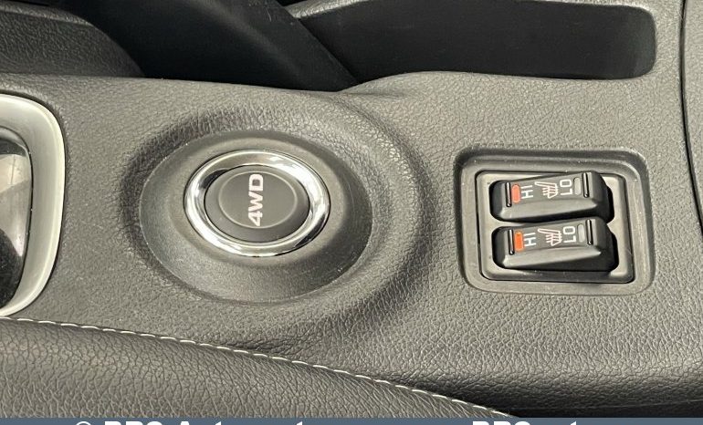 Mitsubishi Outlander 2.0 4WD CVT Automatas 2016 full
