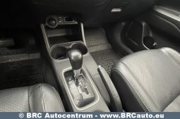 Mitsubishi Outlander 2.0 4WD CVT Automatas 2016 full