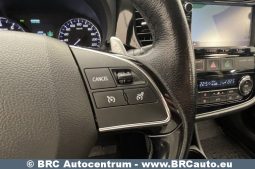 Mitsubishi Outlander 2.0 4WD CVT Automatas 2016 full