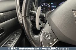 Mitsubishi Outlander 2.0 4WD CVT Automatas 2016 full