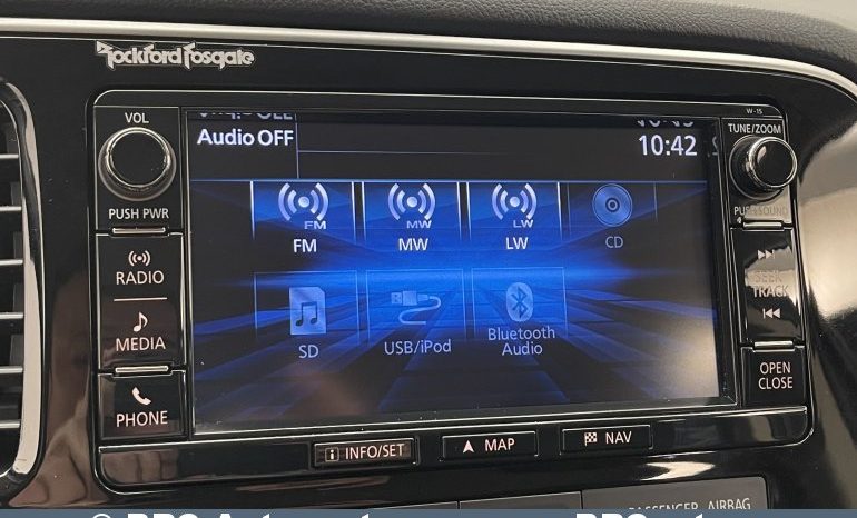 Mitsubishi Outlander 2.0 4WD CVT Automatas 2016 full