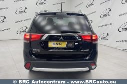 Mitsubishi Outlander 2.0 4WD CVT Automatas 2016 full