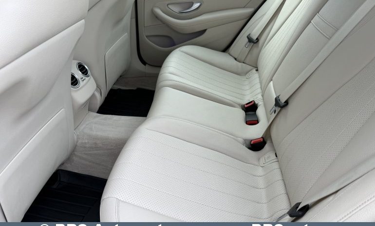 Mercedes-Benz E 300 Automatas 2017 full