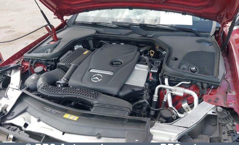 Mercedes-Benz E 300 Automatas 2017 full