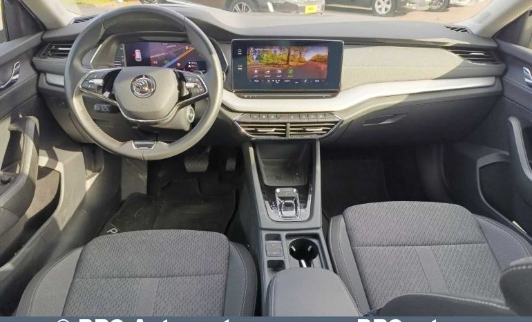 Skoda Octavia Style 2.0TDI Automatas 2023 full