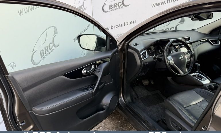 Nissan Qashqai 1.2 DiG-T Automatas 2016 full