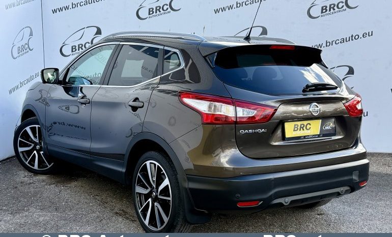 Nissan Qashqai 1.2 DiG-T Automatas 2016 full