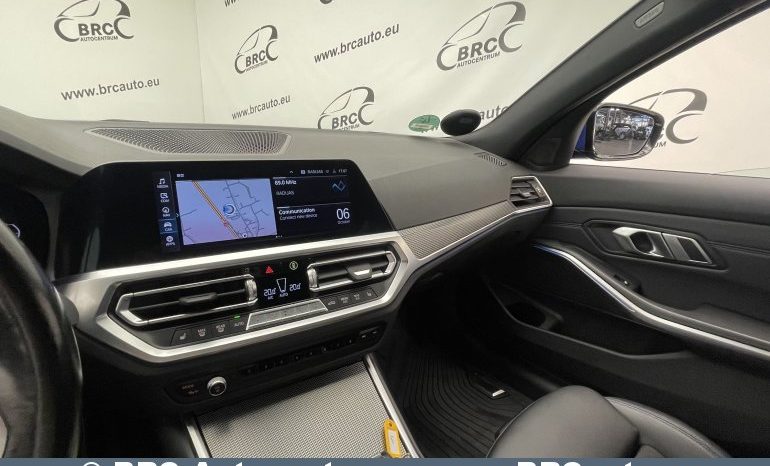 BMW 330 E Touring M-Sport Steptronic Plug-In Automatas 2022 full