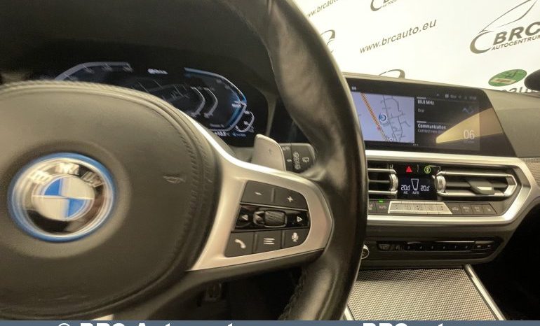 BMW 330 E Touring M-Sport Steptronic Plug-In Automatas 2022 full
