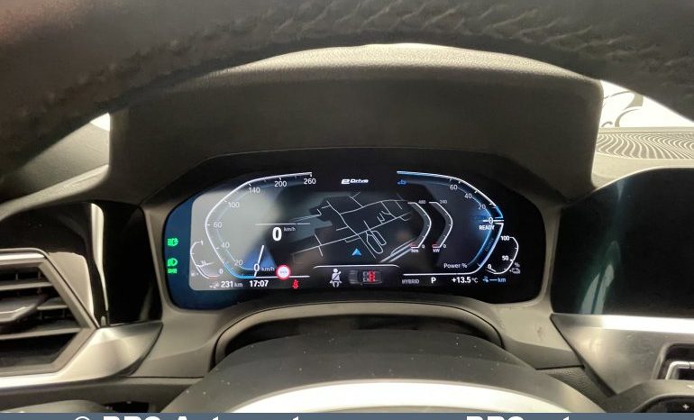 BMW 330 E Touring M-Sport Steptronic Plug-In Automatas 2022 full