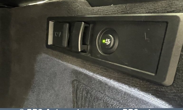 BMW 330 E Touring M-Sport Steptronic Plug-In Automatas 2022 full