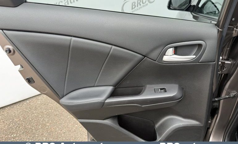 Honda Civic 1.8 i-VTEC 2012 full