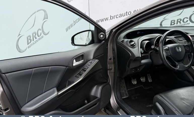 Honda Civic 1.8 i-VTEC 2012 full