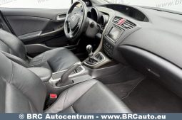Honda Civic 1.8 i-VTEC 2012 full
