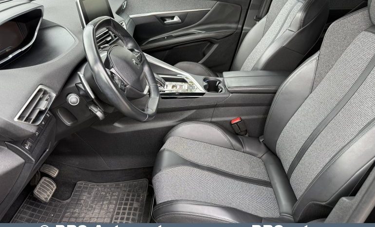 Peugeot 3008 1.6 THP Automatas 2018 full