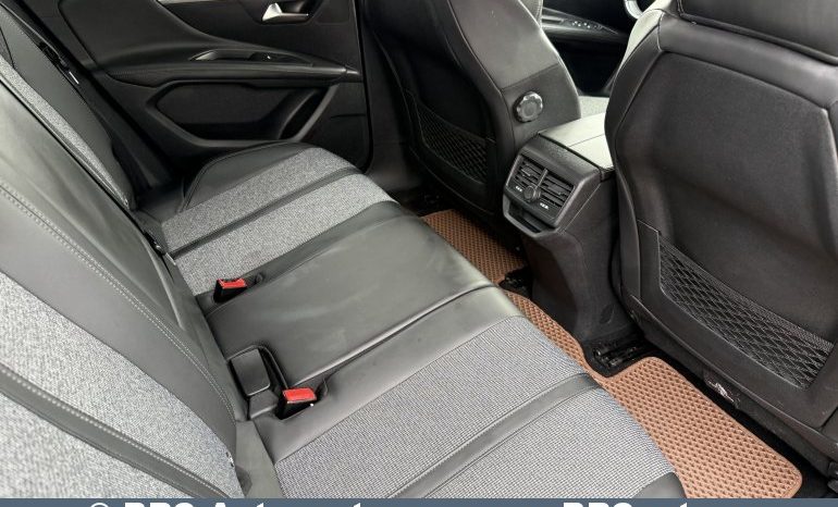 Peugeot 3008 1.6 THP Automatas 2018 full