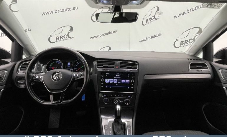 Volkswagen Golf e 36kWh Automatas 2019 full