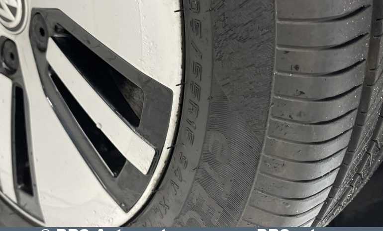 Volkswagen Golf e 36kWh Automatas 2019 full