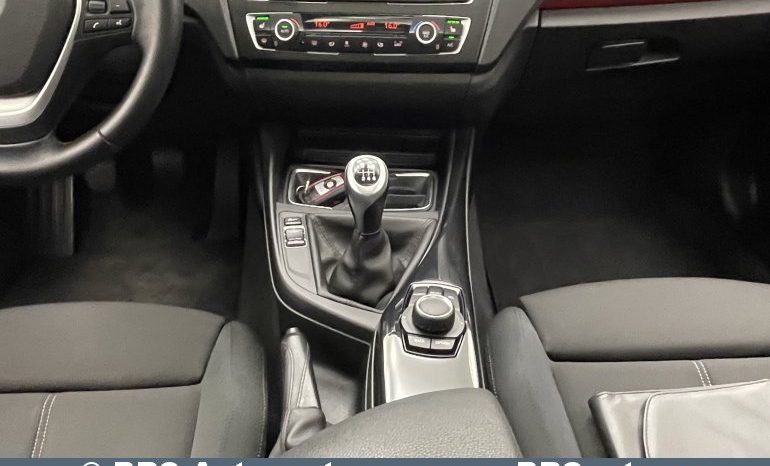 BMW 118 d Sport 2012 full