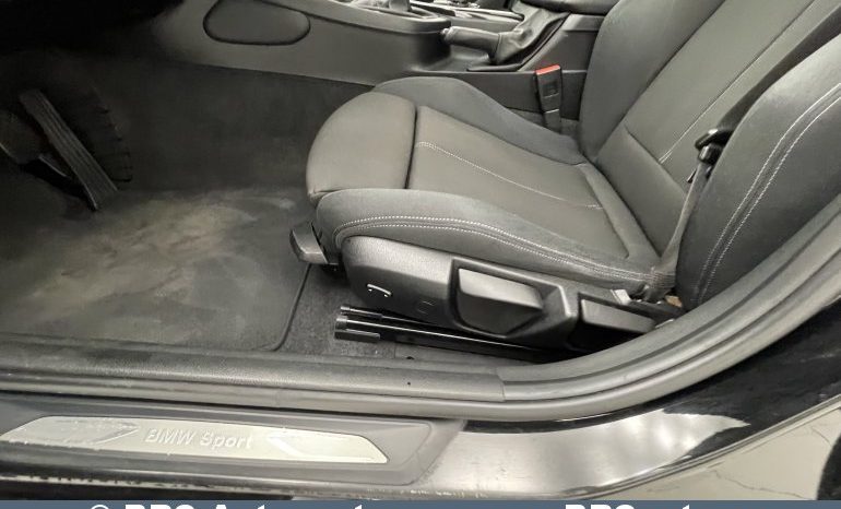 BMW 118 d Sport 2012 full