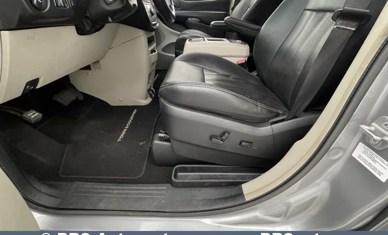 Chrysler Town Country 3.6 b/d V6 Automatas 2014 full