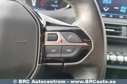Peugeot 3008 1.2 PureTech 2017 full