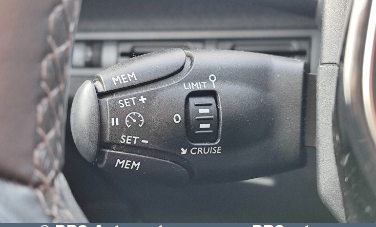 Peugeot 3008 1.2 PureTech 2017 full