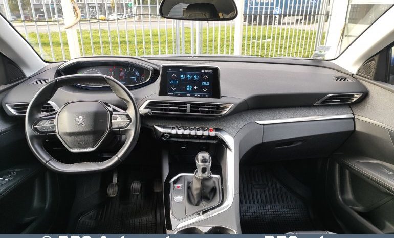 Peugeot 3008 1.2 PureTech 2017 full