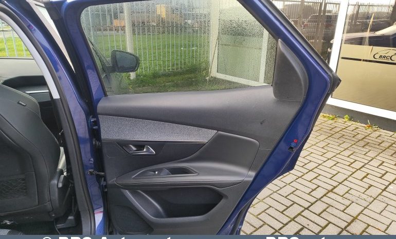 Peugeot 3008 1.2 PureTech 2017 full