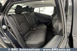 Toyota Prius 1.8 Hybrid Automatas 2019 full