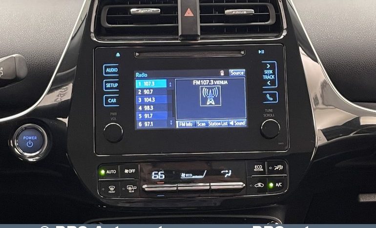 Toyota Prius 1.8 Hybrid Automatas 2019 full